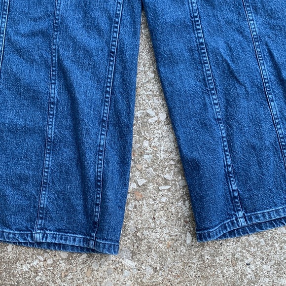 Social Tourist Hollister | Ultra High Rise Baggy Boho 70s Wide Leg Jeans - Picture 7 of 12